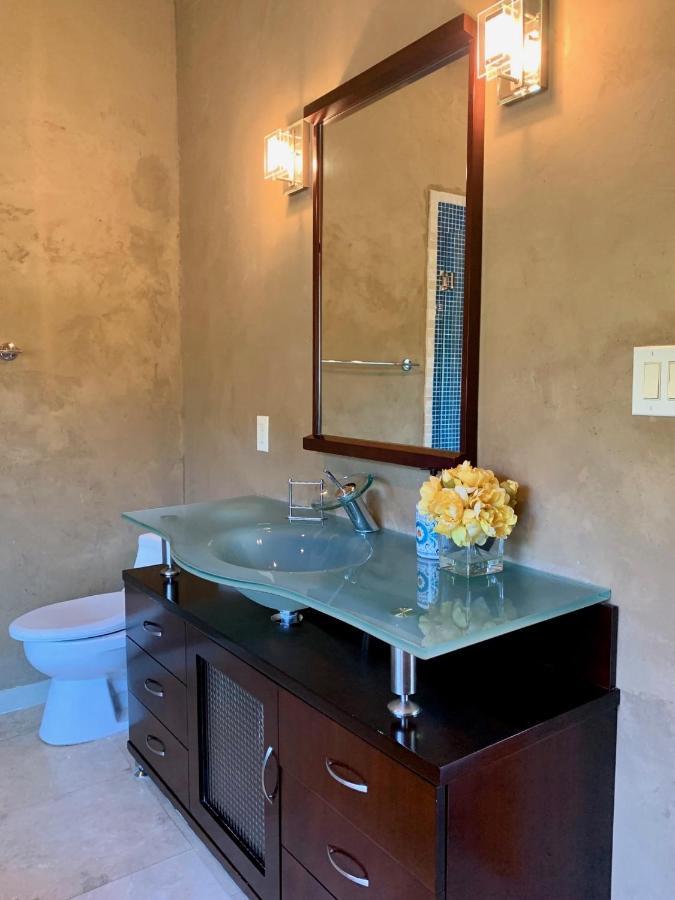 Scenic Hill Country Retreat - Rhino Ranch Villa New Braunfels Exterior photo