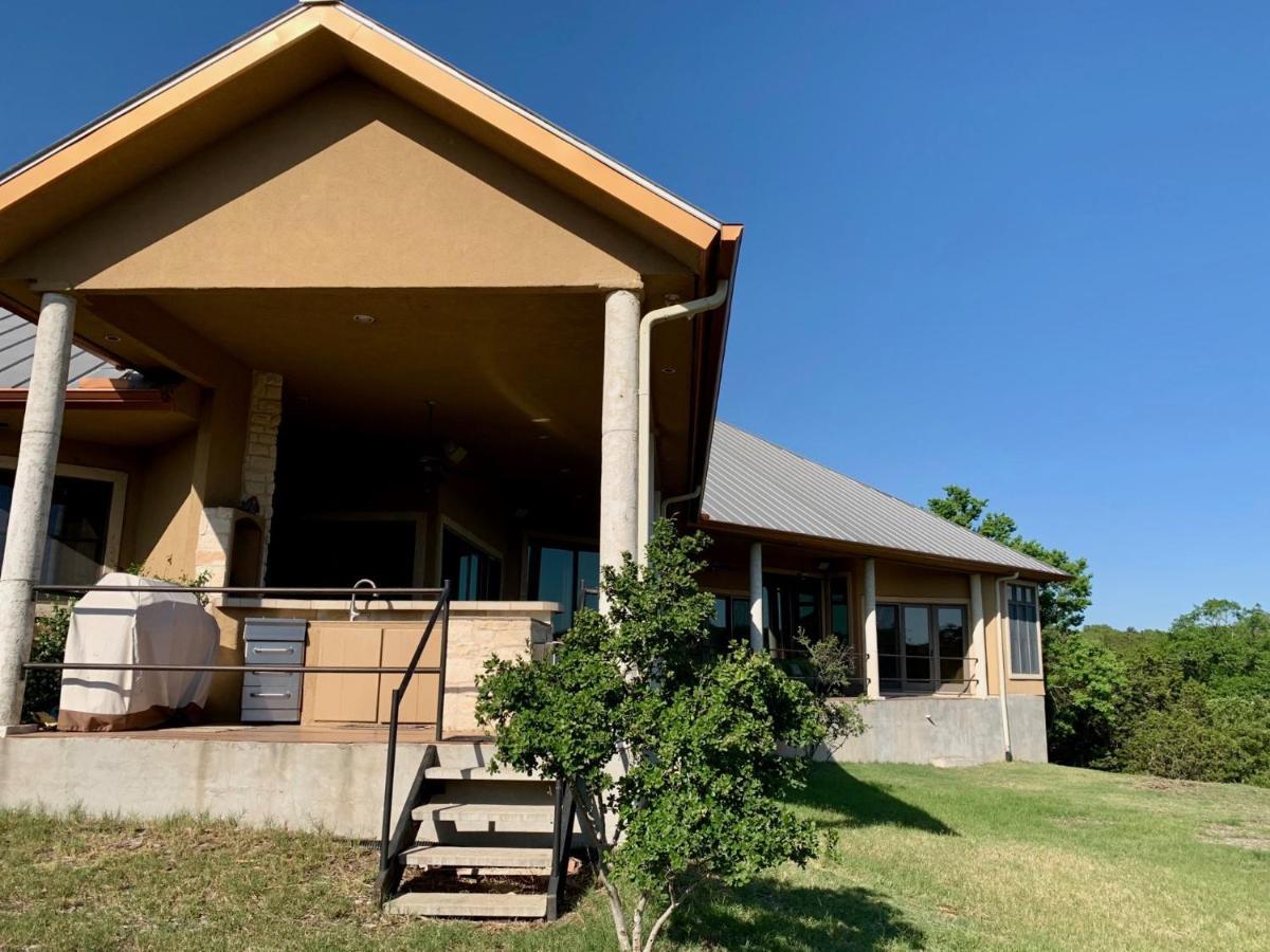 Scenic Hill Country Retreat - Rhino Ranch Villa New Braunfels Exterior photo