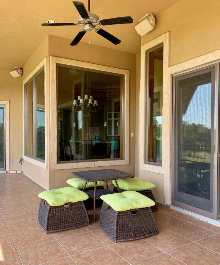 Scenic Hill Country Retreat - Rhino Ranch Villa New Braunfels Exterior photo